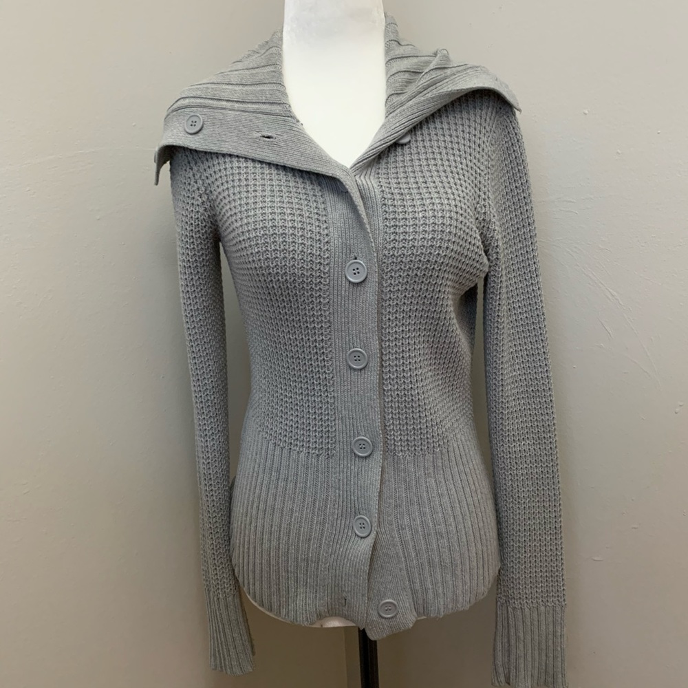 DAISY FUENTES | Grey Button Down Knitted Cardigan